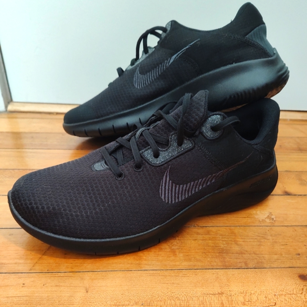 Nike Flex Experience Run 11